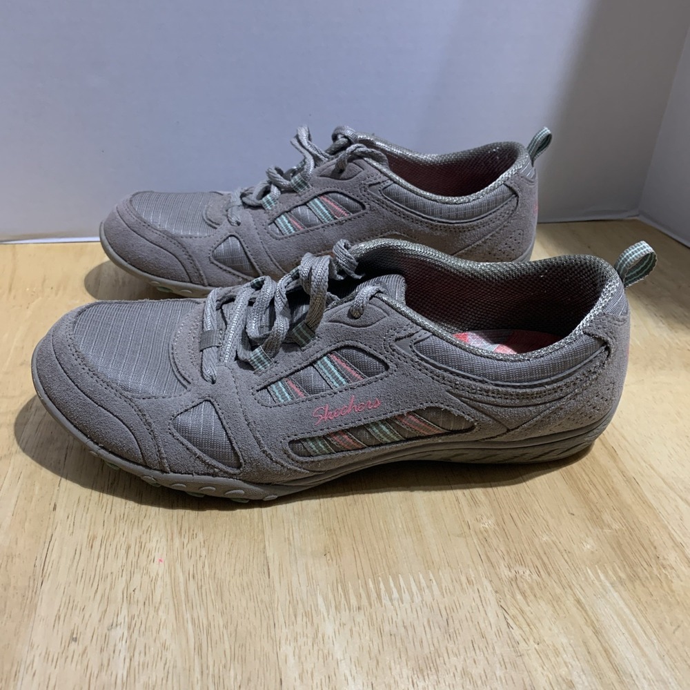 Skechers Relaxed Fit Women‎ Gray Sneaker Shoe Size US 9 Pre Owned